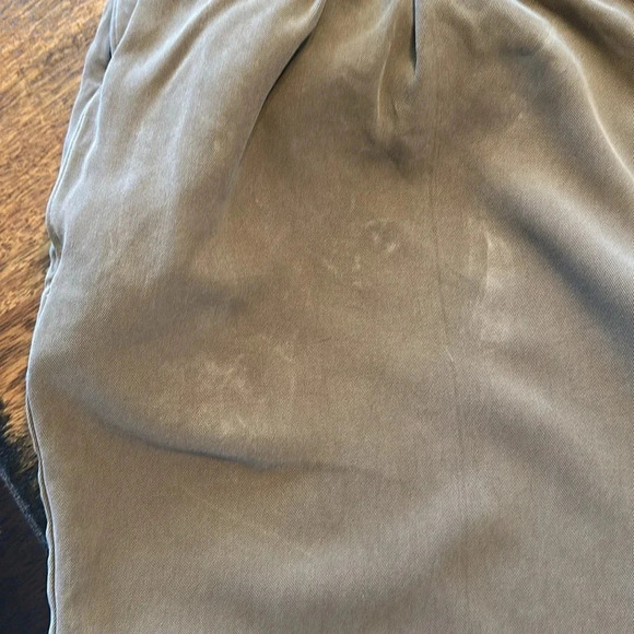 Tommy Bahama men’s silk shorts size 36 waist - Picture 2 of 4